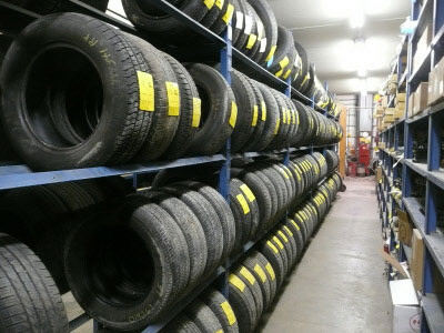 Our Waukesha salvage yard has all sizes of used tires from junk yards in Milwaukee and surrounding areas. 